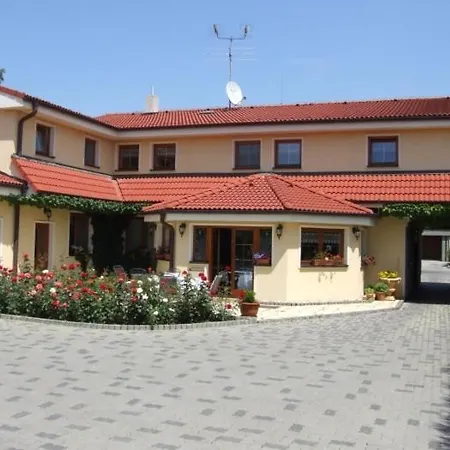 77 - Garni